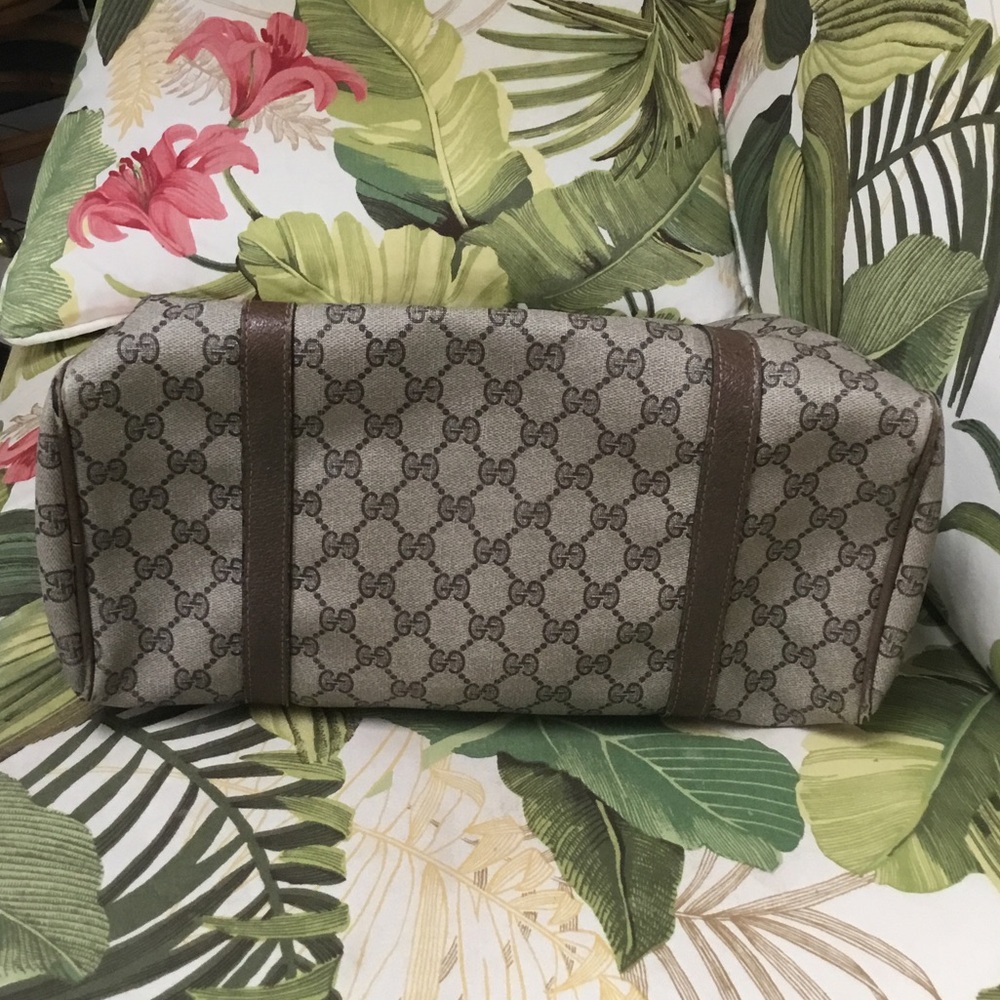 Gucci Handbag - Picture 4 of 15